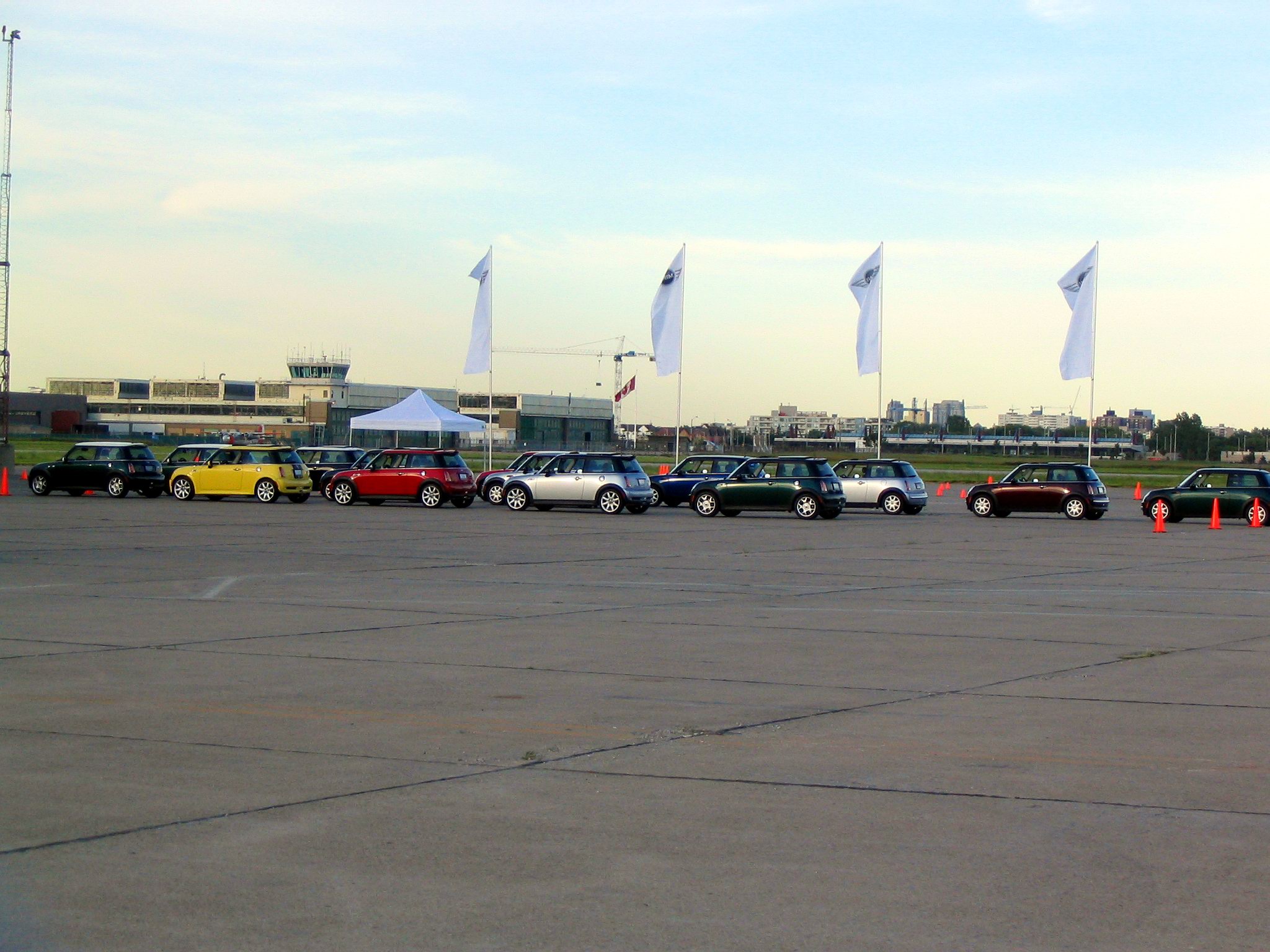 Mini - test pilots 024.jpg